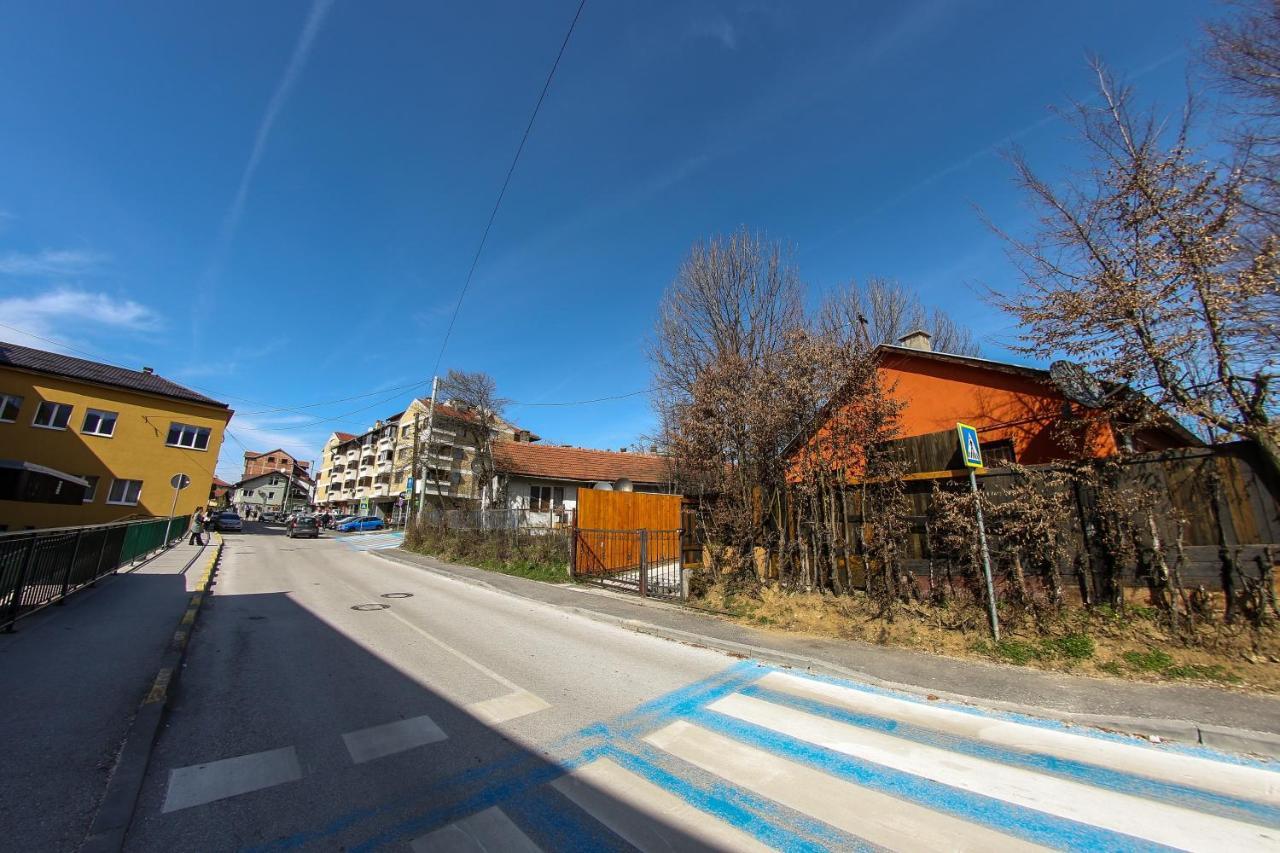 Hedonist Spa Jacuzzi Sarajevo Free Parking Exteriör bild