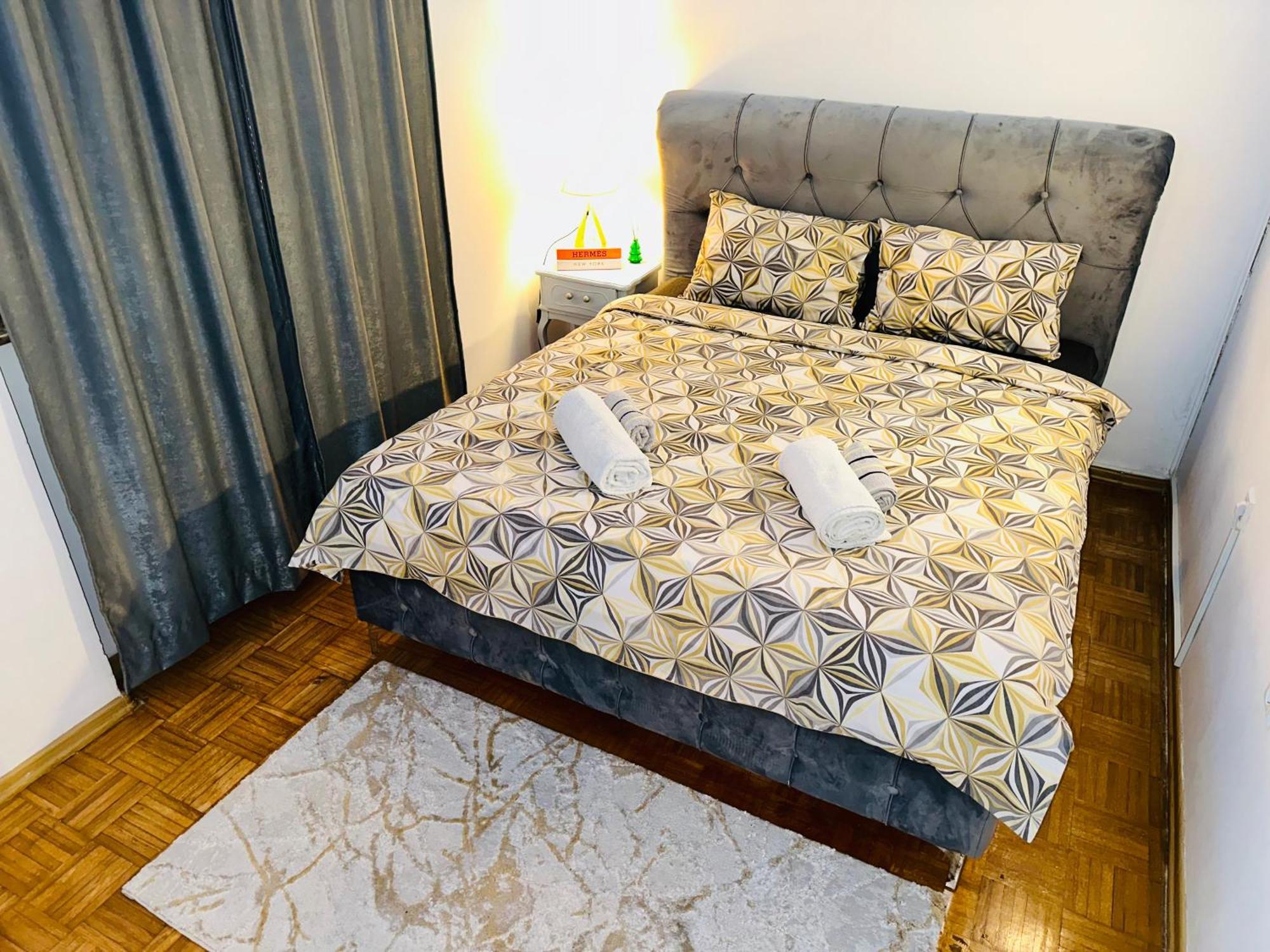 Hedonist Spa Jacuzzi Sarajevo Free Parking Exteriör bild