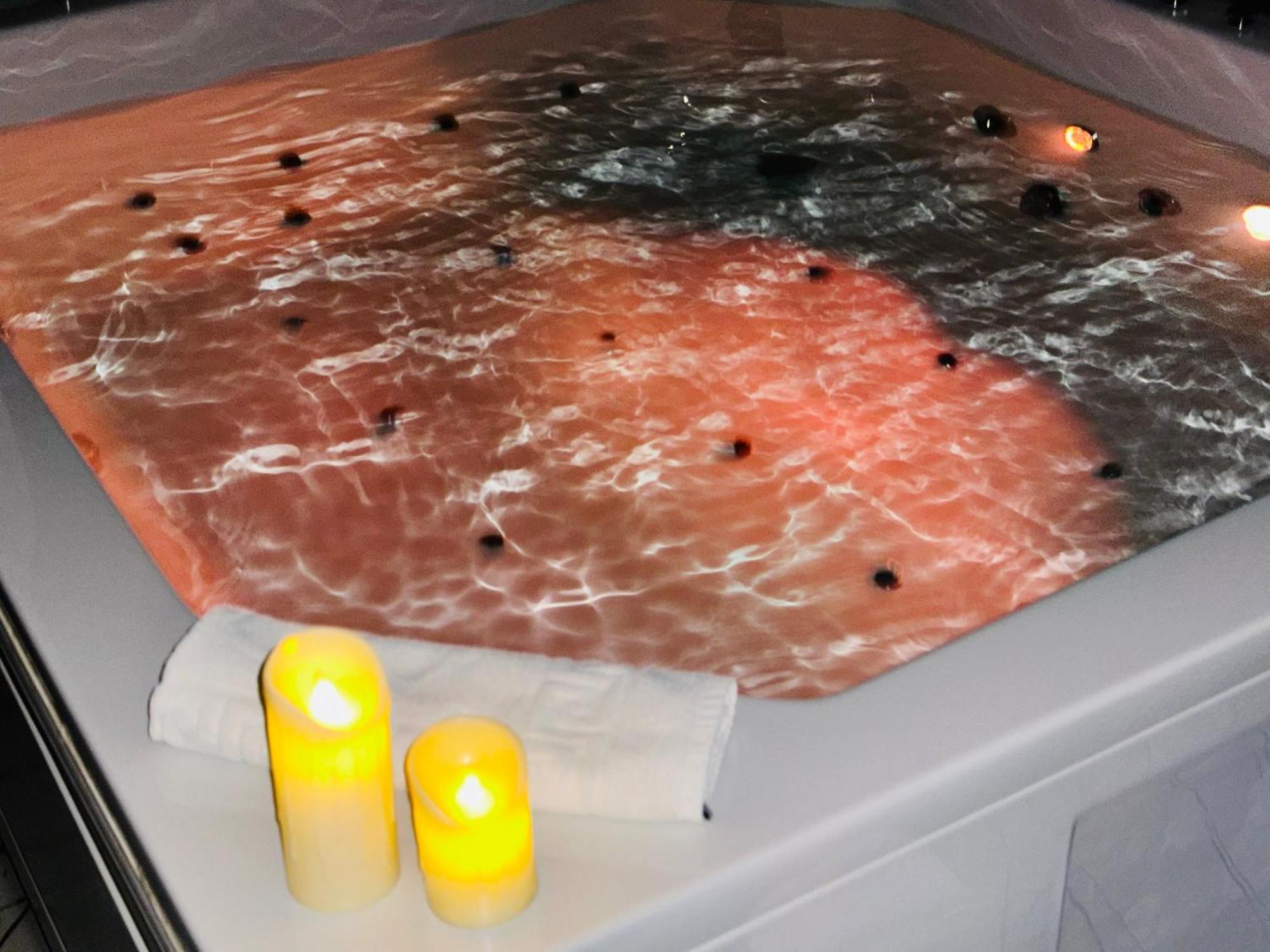Hedonist Spa Jacuzzi Sarajevo Free Parking Exteriör bild