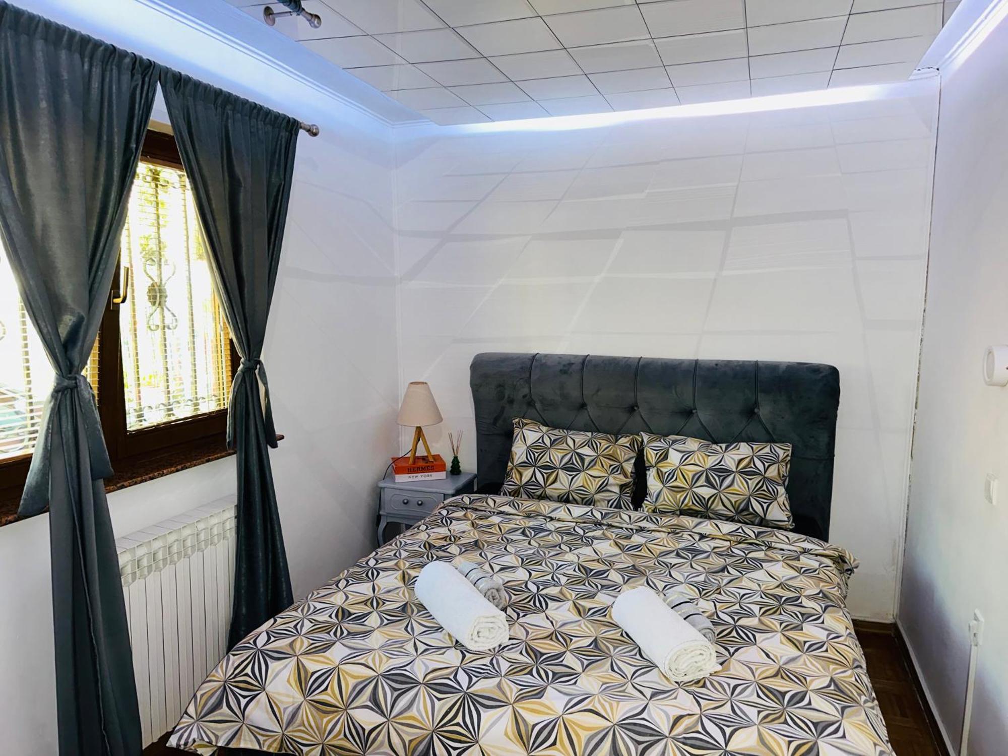 Hedonist Spa Jacuzzi Sarajevo Free Parking Exteriör bild